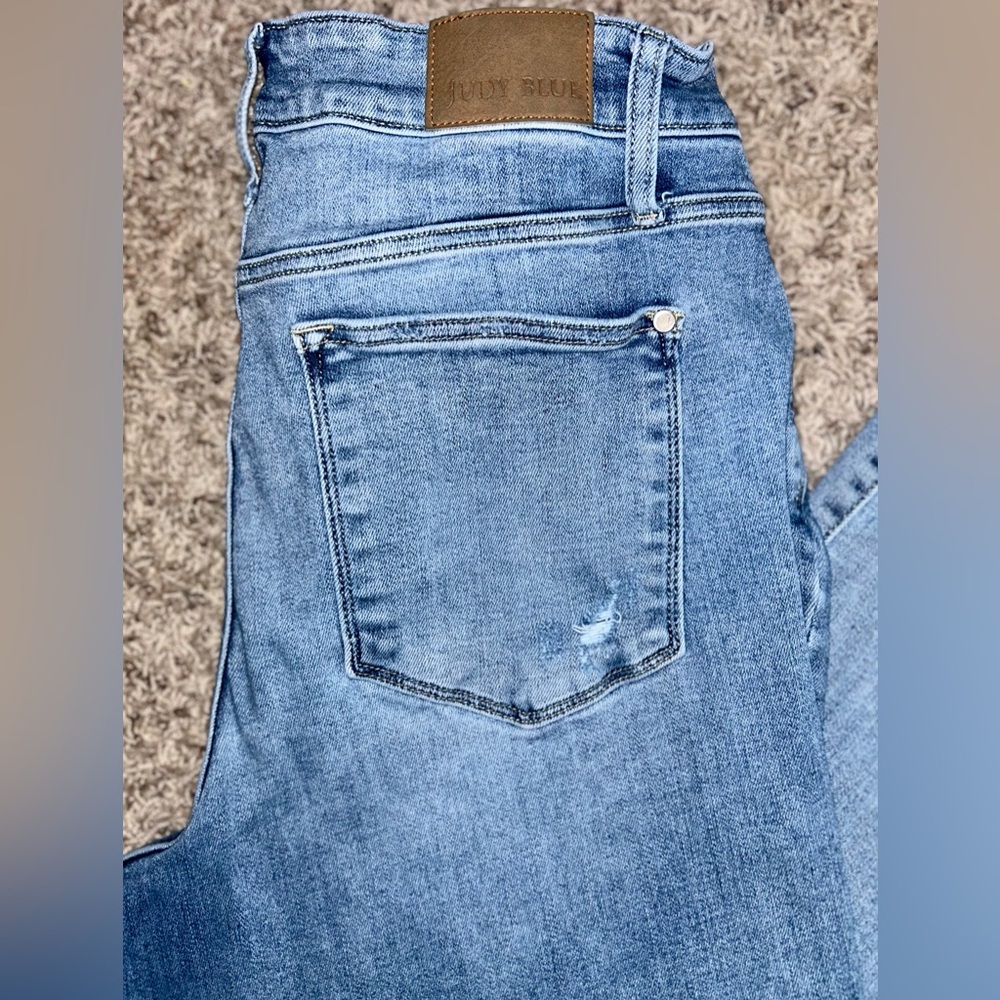 Judy Blue Wide Leg Jeans size 16W - Picture 2 of 11